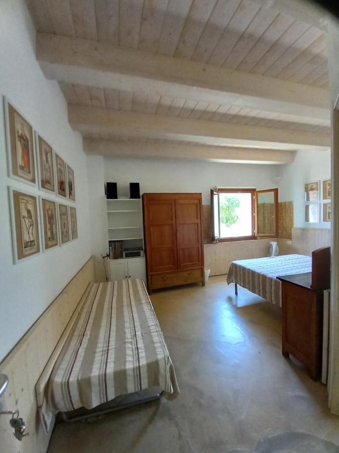 Casa Rosa Bed & Breakfast San Costanzo ภายนอก รูปภาพ